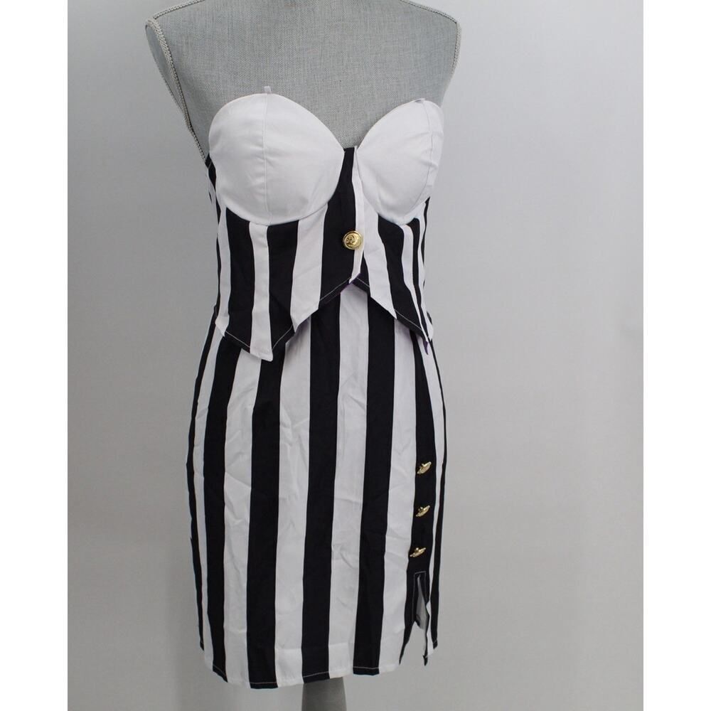 Woman’s Plus Size 3XL Beetlejuice Strapless Costume